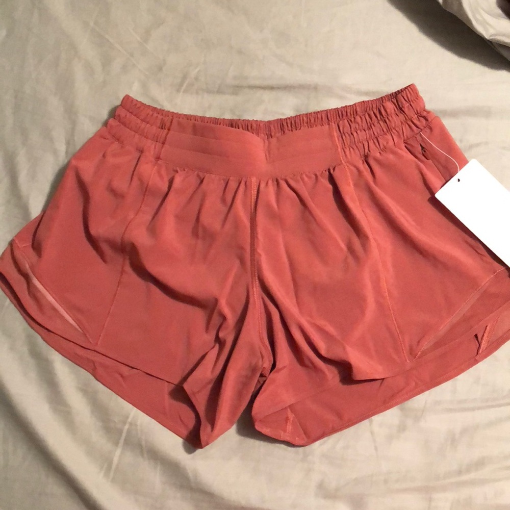 Lululemon Hotty Hot II